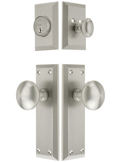 Grandeur Fifth Avenue Entry Set, Keyed Alike with Fifth Avenue Knobs in Satin Nickel.